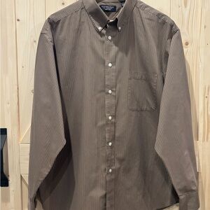 Roundtree & Yorke Men's Dark Brown Striped Shirt